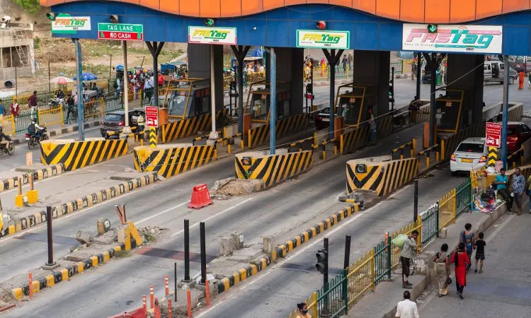 Vashi Toll Plaza